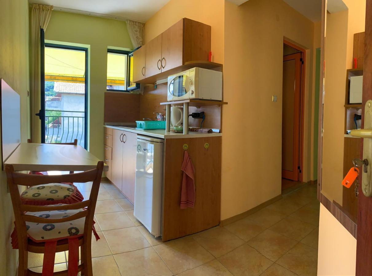 Guest House “Olesya” Obzor Exterior foto