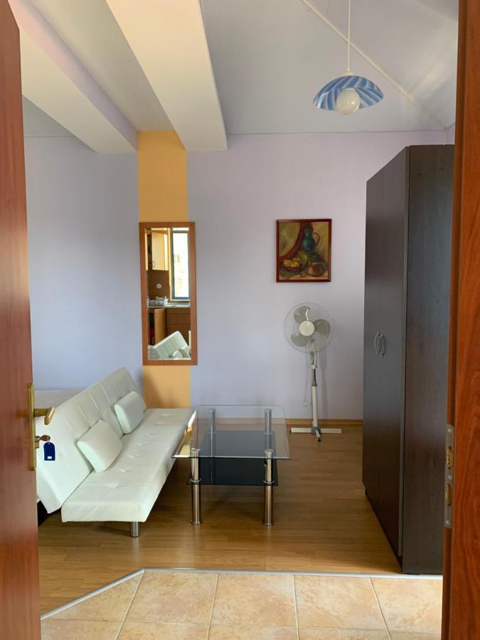 Guest House “Olesya” Obzor Exterior foto