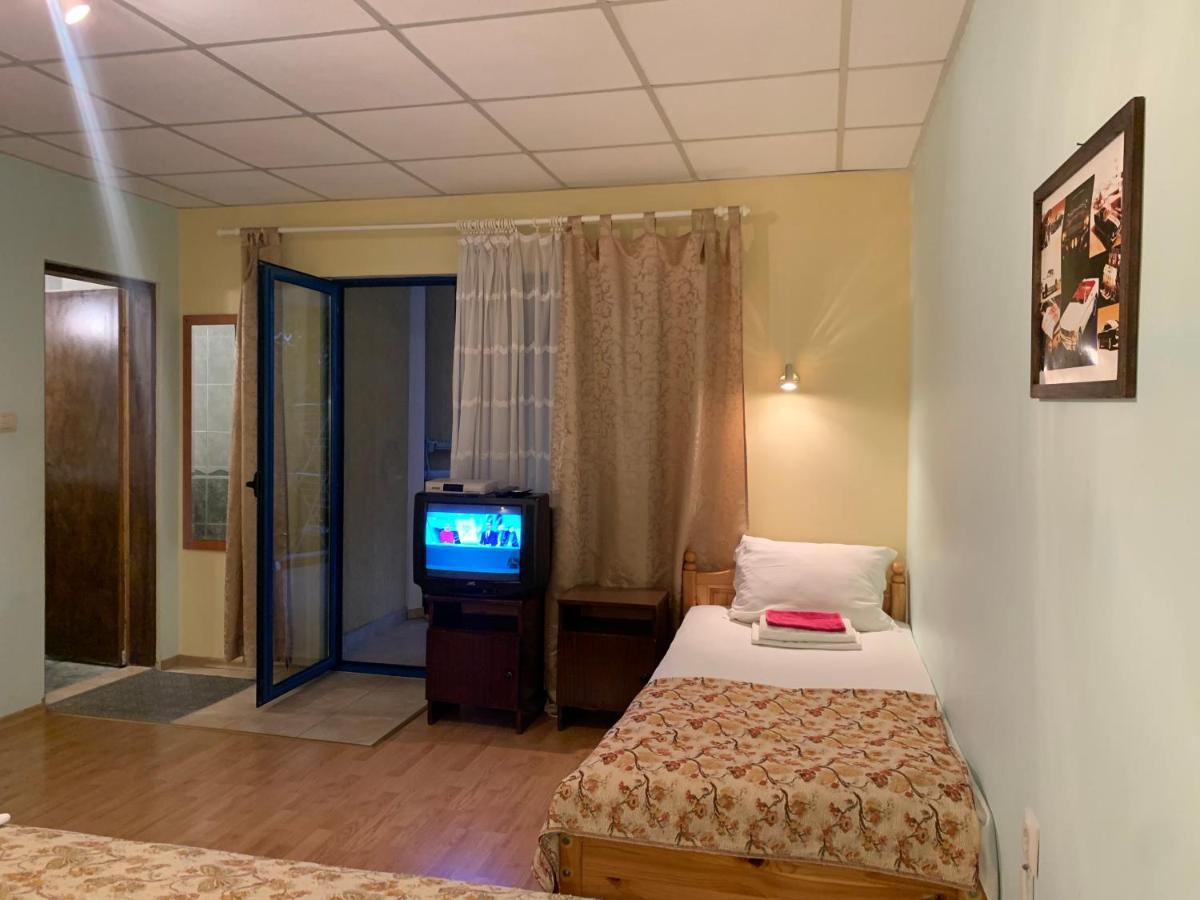 Guest House “Olesya” Obzor Exterior foto